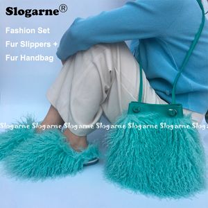 555 Vrouw Sets Handtassen Faux Slippers Dames Fashion Fur Set Glides Furry Bag Pas portemonnee Indoor schoenen Plus Maat 49 230717 RY 507 540