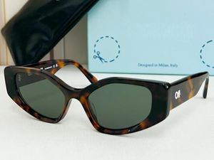 5A bril van de witte oeri024 Oeri063 vierkante zonnebrillen Discount Designer Eyewear voor mannen vrouwen 100% UVA/UVB met glazen doos Fendave