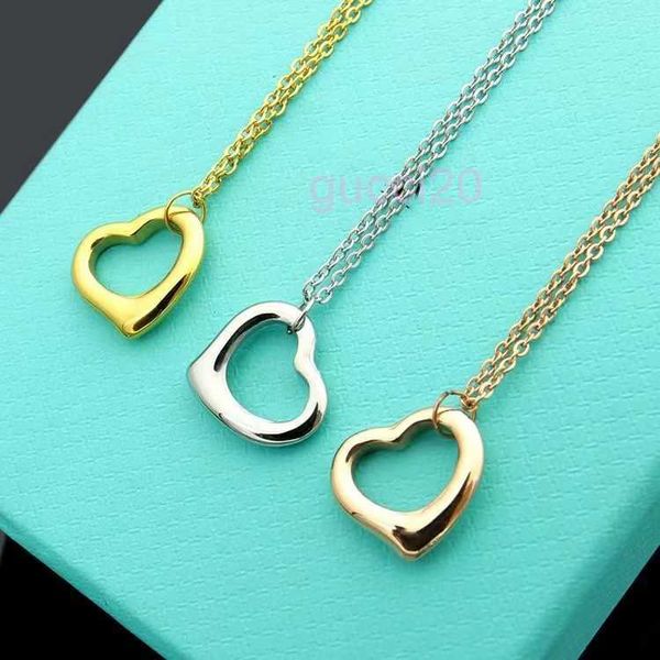 5a Qualité Designe Populaire Collier Produit Creux Simple Double Amour Pendentif 18k Or Designer Bijoux TWY5 TWY5 KPCY GBGH GBGH