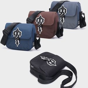 5A qualité Luxury Designer sacs 2023 hommes et femmes Sac à bandoulière Trapstars IRONGATE COBRA TC sac à main Rapper embrayage Sac à dos étanche Oxford Homme Sacs en gros