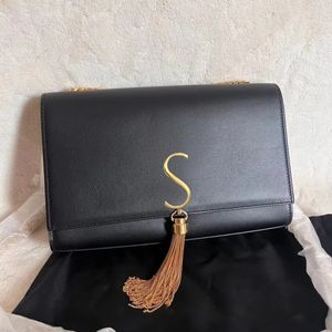 5A qualité Designer de luxe fourre-tout à glands classique Sac à bandoulière pour homme enveloppe de chaîne en cuir classique Sacs à bandoulière Portefeuille pour femme Sacs à main avec logo en métal Cartable Sac