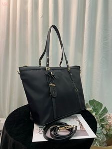 5A Kwaliteit Nieuwe Klassieke Designer vrouwen lederen Handtassen Dame zwarte Schoudertas Crossbody Tassen omzoomd HMessenger draagtas A5015