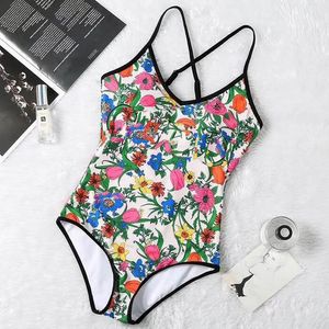 5A Realfine Swwear G Swimsuits en une seule pièce Imprimez le concepteur de luxe Bikini Beachwear pour les femmes SIME S-XL GO TO DESCRIPTION Look Pictures 23.3.5