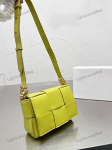 5A sac à bandoulière design en cuir sac à main de mode pour les femmes classique célèbre marque sacs à bandoulière 221030