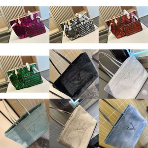 5A Top Bolso de playa Bolsos de noche Bolsos de mano de diseñador Bolso de compras de lujo Conjunto de 2 piezas Bolso de mujer con billetera Moda de cuero nuevo% 90 de descuento en bolsos de playa de felpa de moda al por mayor