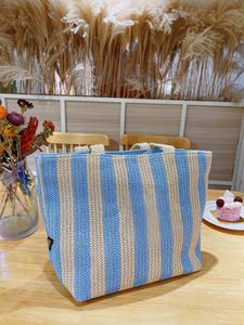 Marque classique Femmes Sacs de créateurs de luxe 22SS Fashion Beach Straw Crossbody Sac à bandoulière Designers Grands sacs fourre-tout Sacs à provisions les plus vendus Petit portefeuille de bourse