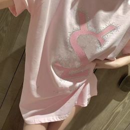 Camisetas 5a para mujer Summer Man Diseñadores para mujeres T COMASTAS Topas de manga corta Luxurys Copas impresas Camases de algodón transpirable Tamaño asiático S-4XL