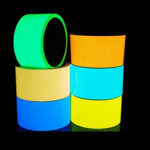 5 cm * 5 m hoge kwaliteit lichtgevende verkeerssignaal lilm optische opslag gloeiende membraan muurstickers huisdier fluorescerende zelfklevende tape