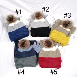 5Color Winter Woman Kerstmis hoeden man Travel mode volwassen beanies schedels chapeu caps katoen ski cap meisje grijze hoed houd warme intensivering sjaal, hoedhandschoensets