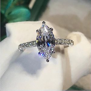 5CT Venta caliente brillante Joyería de lujo 18K Oro blanco Relleno Marquesa Corte Moissanite Diamante Eternidad Fiesta Mujeres Anillo de boda para el amor