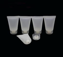 5 ml 10ml 15 ml 20ml 30ml 50 ml 100 ml Tubes souples en plastique transparent