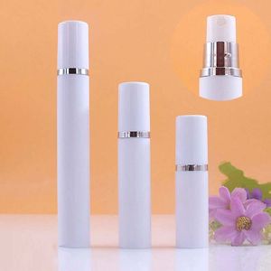 5ml 10ML 15ML Mini botella de espray blanco Silver Adge botella de bomba de vacío sin aire portátil botella de espray de Perfume de niebla fina contenedor