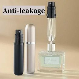 Mini bouteille de parfum rechargeable de 5ml, conteneur d'atomiseur de pulvérisation cosmétique Portable, bouteilles de voyage