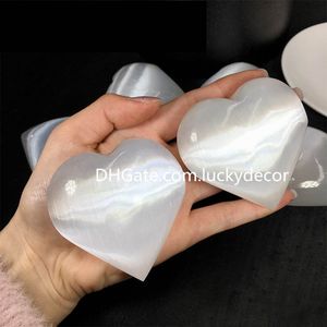 60mm Blanc Sélénite Amour Caring Coeur Cristal Artisanat Worry Palm Pocket Stone avec des effets apaisants de guérison Haute énergie Satin Spar utilisé pour le nettoyage et la protection