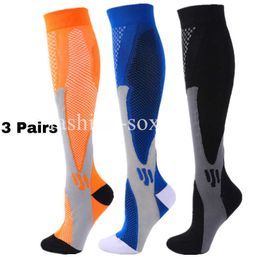 5PC Chaussettes Bonneterie 3 PAIRES Compression pour Courir Marathon Cyclisme Œdème Diabète Varices Chaussettes Femmes Hommes Calcetines Chaussettes De Sport Genou Haute Z0221