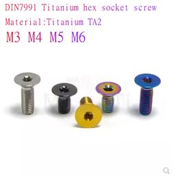 5pcs-10pcs titanium schroef DIN7991 m3 m4 m5 m6 regenboog kleurrijke zwarte gloden titanium ta2 gr2 platte hex coppersunk kopschroef
