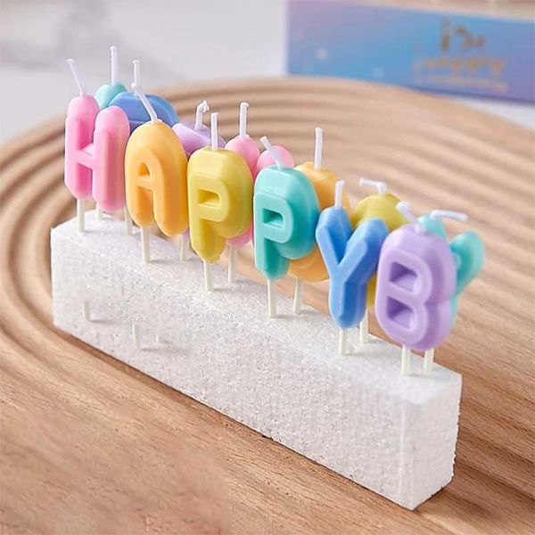 5pcs Cougies Fête Golden English Lettres Joyeux anniversaire Small Candle Gâteau coloré lettre d'anniversaire Bougies Childrens Adult Party Lettre