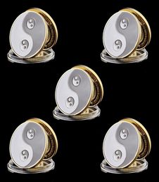 5pcs Coins commémoratifs Metal Craft Tai Chi Gossip Carte Guard Protector Poker ChipSr Game Accessories5139960