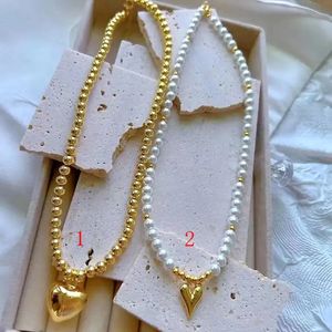 5 pièces femmes élégantes bijoux coquille collier de perles plaqué or en laiton perle coeur pendentif colliers de mode 240311