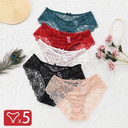 5pcs broderie en dentelle de sous-vêtements Briefs Hollow Out Mid Taist Perspective Perspective confortable Femme Sexy Lingerie 240401