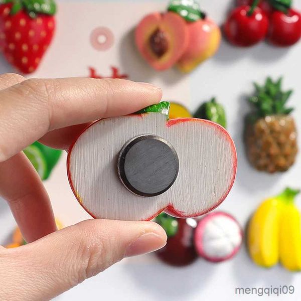 5PCS Imanes de Nevera 3D Simular Frutas Imán de Nevera Imanes de Nevera Creativos Pegatinas de Plátano de Dibujos Animados Decoración del Hogar Oficina Pizarra Blanca Gadgets