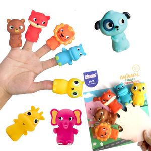 5PCS Kids Animal Finger Puppet Toy Set Leeuw Olifant Beer Mini Hand Storytelling Educatief Cadeau Voor Kinderen 240126