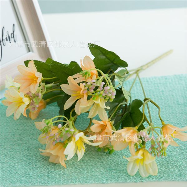 Fleur artificielle de lys, 5 pièces/lot, 18 têtes, décoration de maison, affichage de mariage, fleurs de lys en soie, faux bouquet, branche de fleur décorative