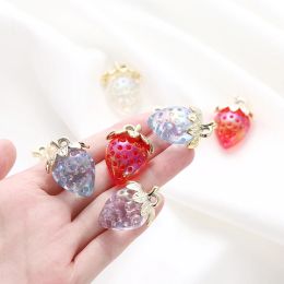 5pcs / lot 23 * 32 mm pendentifs de fraises transparentes acryliques pour les conclusions de collier de fabrication de bijoux de bricolage