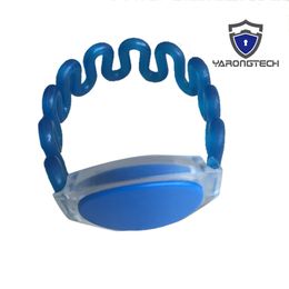 blauwe kleur 125khz em4100 waterdichte plastic rfid polsband voor zwembad, sportschoolclub, spa club 5 stks