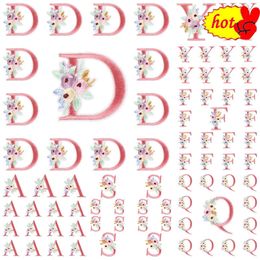 5 pièces Lot fleur Alphabet lettres rouge patchs brodés pour vêtements fer sur Parches Bordados Para Ropa Applique Naszywki petit