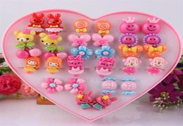 5pcs lot styles mixtes lot overly dessin animé enfants bijoux bébé fille boucles d'oreilles enfants Clip d'oreille sur alliage percé