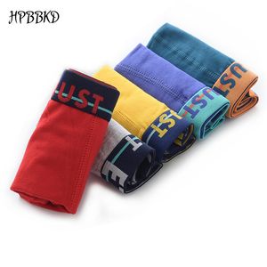 5 unids/lote de bragas de algodón de Color sólido para niños, ropa interior transpirable, Boxer, pantalones cortos para niños, mezcla de pantalones al por mayor