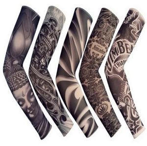 5PCS Nieuwe Gemengde 92Nylon Elastische Fake Tijdelijke Tattoo Mouw Ontwerpen Body Arm Kousen Tattoo Voor Cool Mannen Women1929047