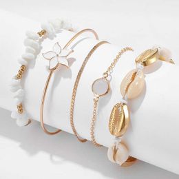 5 stks QWC Vintage Shell Bloem Armbanden Verstelbaar Resizable voor Vrouwen Elegante Meisje Geschenken Romantische Zomer Party Jubileum Sieraden Q0720