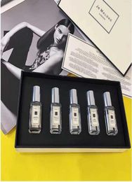 5pcs / set London Wild Bluebell Femmes Parfum Parfum Cologne pour Hommes Durable Gentleman Parfum Incroyable Odeur Portable 3.3OZ Spray7664418