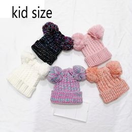 5 piezas de invierno 5colors 5 sombreros para niños modelo de viajes de viaje