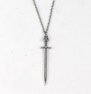 5pcspower film glace and tire chanson giber stark wolf sword collier double cross crâne clavicule chaîne collier 1564545865