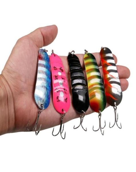 5pcsset Cucharas de pesca Lure Leurre Cebos duros con ganchos de agudos Swivels Spoon Ceba Bait Bass Fishing Tackle 20103021910545907593