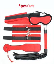 5PieCespack Leather Fetish Bondage retenue menottes Whip Maskeye Patch Spanking Paddle Cold Collier Sex Toys Adult Games2237426