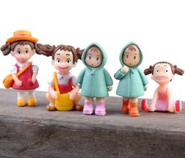 5 sets (6 stks/set) Kawaii Zakka Run Act Loving Girl Regenjas Xiaomei Pop Micro Landschap Anime Cartoon Beeldjes Fairy Garden Miniaturen