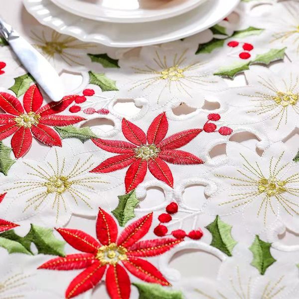 5 size Nouvelle Europe Hollow Art Flower Wedding broderie Table Runner Flag Fabric Couverture Couvre en dentelle Décor de cuisine de Noël