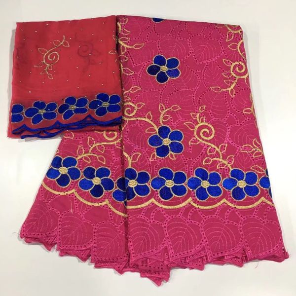 Hermosa tela de algodón africano fucsia de 5 yardas con bordado de flores y conjunto de encaje de red francés de 2 yardas para vestido HS23-5