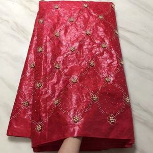 Tela de encaje bazin rojo de alta calidad de 5 yardas por pieza con cuentas y diamantes de imitación brocado africano tela de algodón para vestido de fiesta BZ24-13