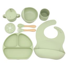 6/7 STKS Baby Siliconen Voeden Servies Sets antislip Sucker Kom Eetplaat Met Cover Slabbetjes Lepel Vork Sippy Cup Gerechten 240102