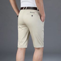 6 color shorts casuales hombres verano elástica de negocios elástico pantalones cortos de la marca masculina de la marca masculina beige azul marino 240523