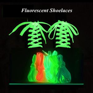 6 kleuren Lumineuze schoenveters plat geschikt voor alle schoenen fluorescerende veters feesten