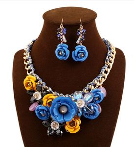 6 kleuren Vrouwen Kleurrijke Bloem Strass Hanger Verklaring Ketting Oorbellen Sieraden Set Mode-sieraden Bruids Trouwjurk Jew208n