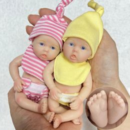 6 pouces Full Silicone Mini Reborn Girl Bebe réaliste fait à la main doux Bebe Reborn Doll Palm beaux jouets pour choisir 240308