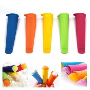 6 PCS/Set IceCream Tools Silicone Popsicle Molds Ice Pop Maker Homemade Lolly Mold met verwijderbare deksels herbruikbare willekeurige kleur voor kinderen P1216