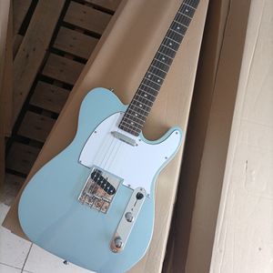 Guitare électrique 6 cordes bleu clair avec manche en palissandre blanc Pickguard personnalisable